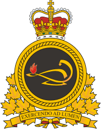 Canadian Forces Recruiting, Education and Training Systems (CFRETS), badge (insignia)