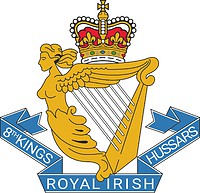 Векторный клипарт: Британский 8-й Королевский ирландский гусарский полк, эмблема