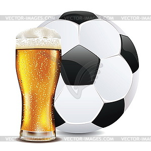 Пиво и футбольный мяч - изображение в векторе