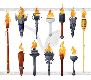 Средневековые факелы с горящим огнем - векторный клипарт / векторное изображение