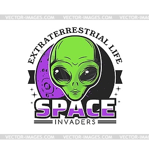 Space alien, extraterrestrial invaders icon - vector image