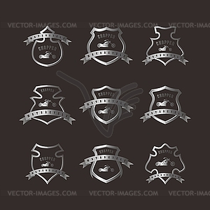 Блестящий серебряный щит чоппер мотоцикл - изображение в векторе / векторный клипарт