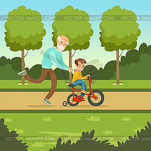 Счастливый дедушка, обучая мальчика-мальчика ездить на велосипеде - клипарт в векторе / векторное изображение