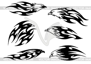 Черно-белые летающие орлы татуировки - векторный клипарт
