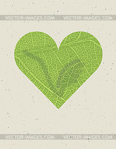 Сердце формы с зеленым листом текстурой. Природа - изображение в векторе / векторный клипарт