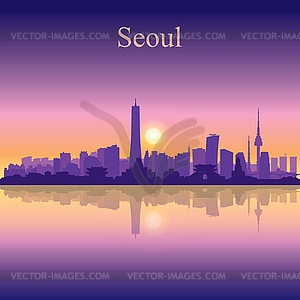 Силуэт города Сеула на фоне заката - векторный клипарт / векторное изображение