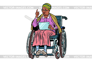 Африканский пожилой женщины инвалид в инвалидной коляске - векторный эскиз